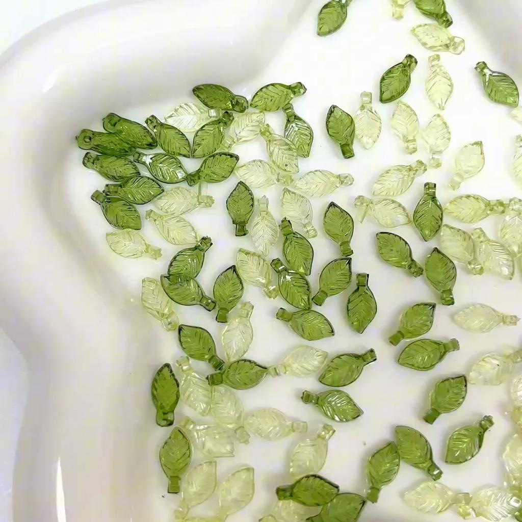 10-50 шт. зеленые прозрачные акриловые бусины в форме листа, очаровательные бусины для самостоятельного изготовления ожерелья, сережек, ювелирных изделий