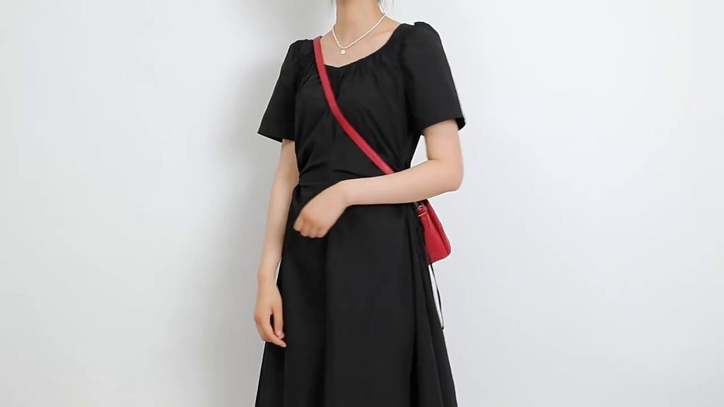 Soft Leather Fashion Bucket Small Bag Middle-aged Mother New Korean Version Simple Atmosphere Shoulder Messenger Bag Casual